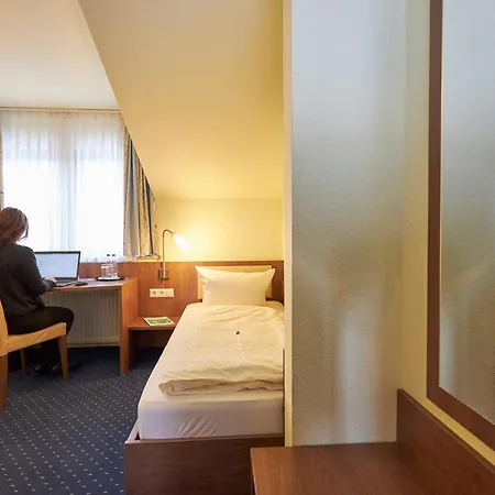 Flair Landgasthof Roger 3* Löwenstein