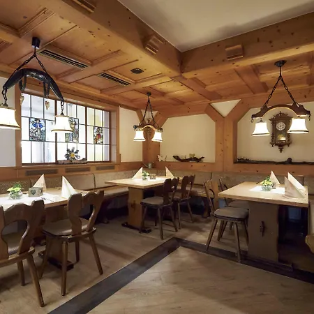 Flair Landgasthof Roger Hotel 3*